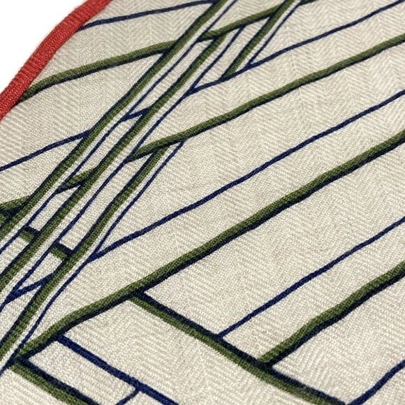 Auth HERMES Triangle Geant - Beige Red Multi Cashmere Silk Scarf - Picture 2 of 9